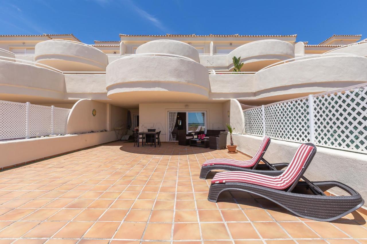 Bermuda Beach 52 Estepona Exterior photo